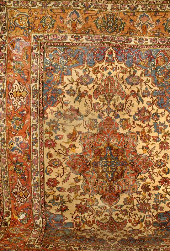 Weißgrundiger Esfahan Antik, Zentralpersien , um 1900, Wolle auf Baumwolle, feine KnÜpfung , ca. 362 x 262 cm, Ehz: 3-4. Interessanter Kn ...