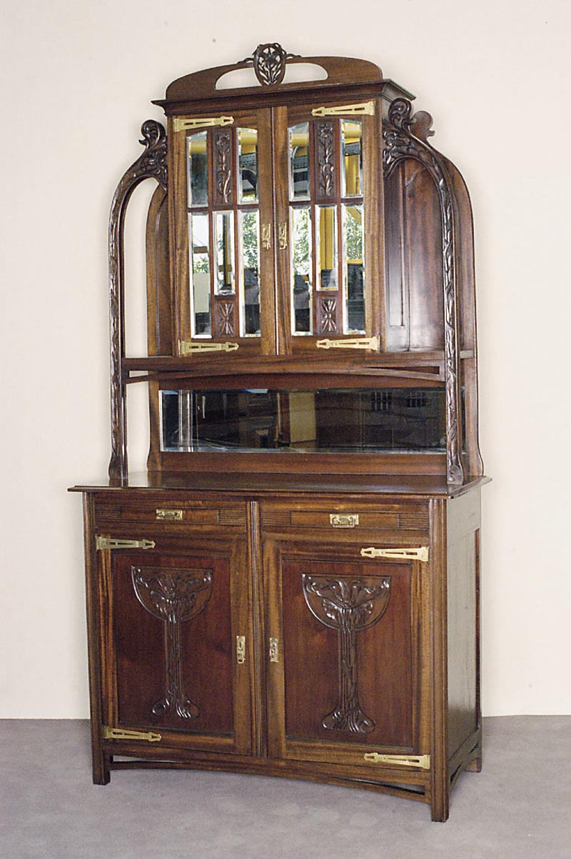 Aufsatzbuffet, Holland, um 1900, Jugendstil, Korpus Weichholz, Mahagoni massiv, Mahagonifurnier, Unterteil FÜllungen mit Flachschnitzereien, ...