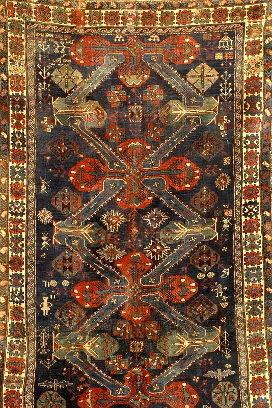 Seichur Antik, Ostkaukasus Kuba-Gebiet, um 1880, Wolle auf Wolle, ca. 205 x 131 cm, SchÄtzwert: 4700.- EURO, EHZ: 3-4. Ein etwas a ...