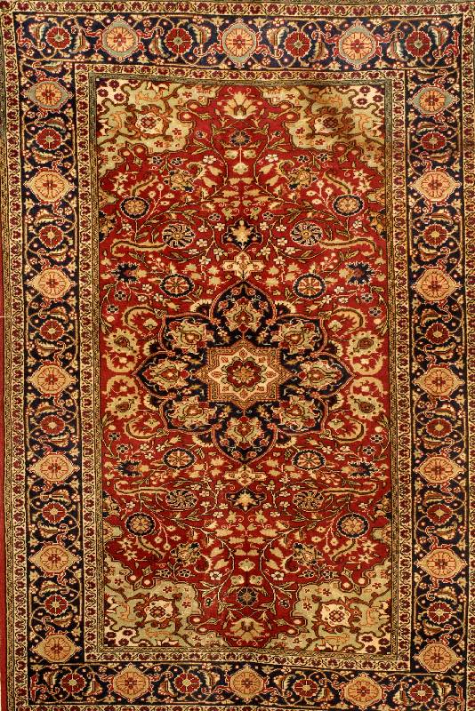 Kaiseri Alt, TÜrkei, um 1950, Wolle auf Baumwolle, ca. 185 x 125 cm, SchÄtzwert: 1700.- EURO, EHZ: 3.