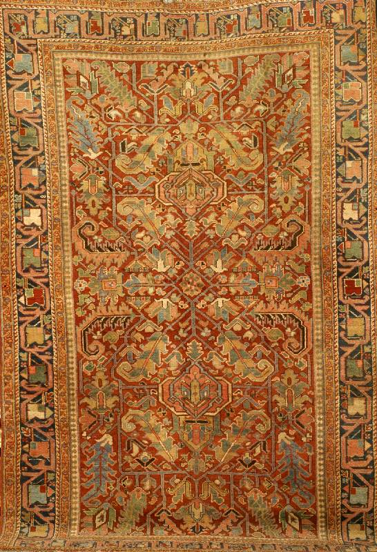 Heriz Alt, Persien, um 1920, Wolle auf Baumwolle, ca. 292 x 190 cm, SchÄtzwert: 4800.- EURO, EHZ: 2-3. SchÖne Farbkomposition.