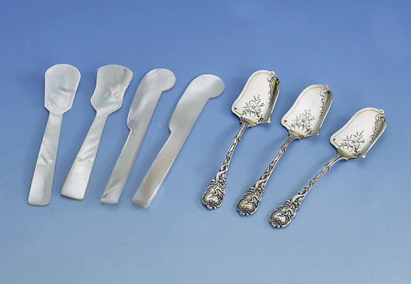 6 EislÖffel, 950er Silber teilvergoldet, Frankreich, Paris um 1900, graviert, Vergoldung berieben, Meistermarke Gustave Maguet, Griffe mit ...
