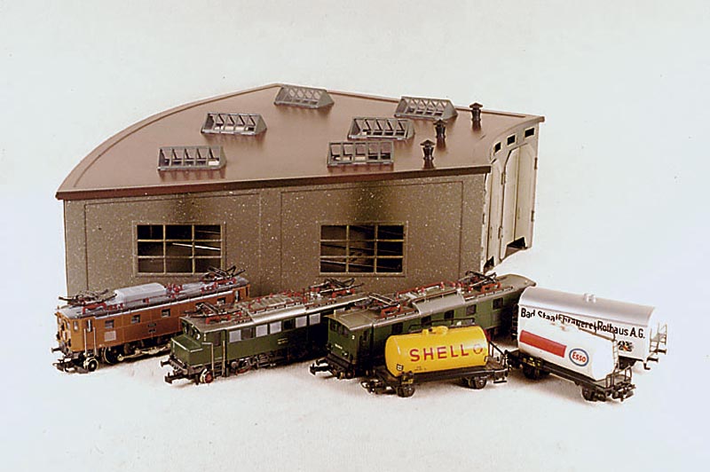 Großes Konvolut MÄrklin, Spur HO, 70er/80er Jahre, auch 50er Jahre, 3 E-Loks (3049, 3151 , 3366), alle im orig. Karton, eine Dampflok (89 028), ...