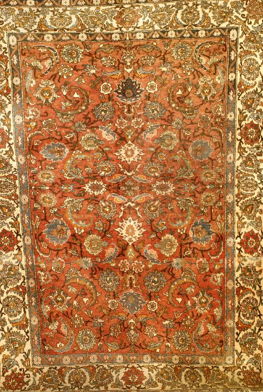 Esfahan Alt, Persien, um 1930, Wolle auf Baumwolle, ca. 200 x 147 cm, SchÄtzwert: 1300.- EURO, EHZ: 4. Durchgemustert, Naturfarb en