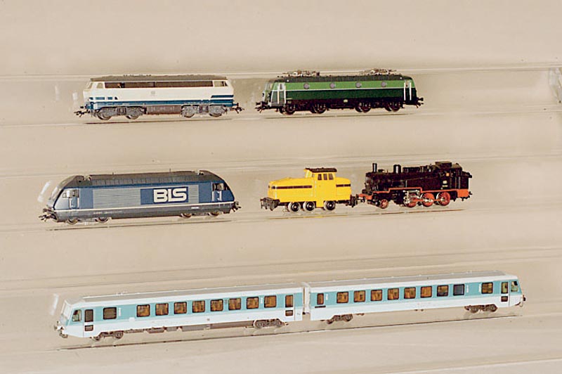 Diesellok, MÄrklin, 2005, Spur HO, Nr. 3374, Universalelektronik fÜr den Einsatz im Delta- u. Digital-System, min. bespielt, im orig. Karton, ...