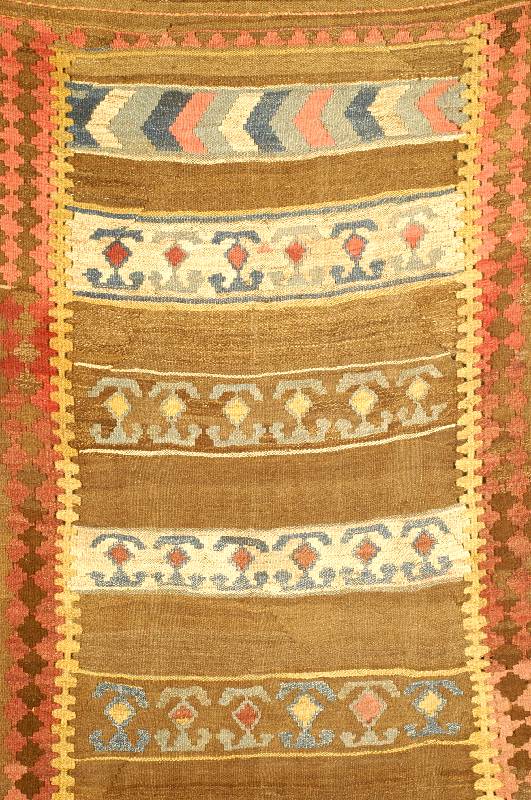 Shasawan Kelim, Persien, um 1920, Wolle auf Wolle, ca. 314 x 106 cm, SchÄtzwert: 1300.- EURO. EHZ 2