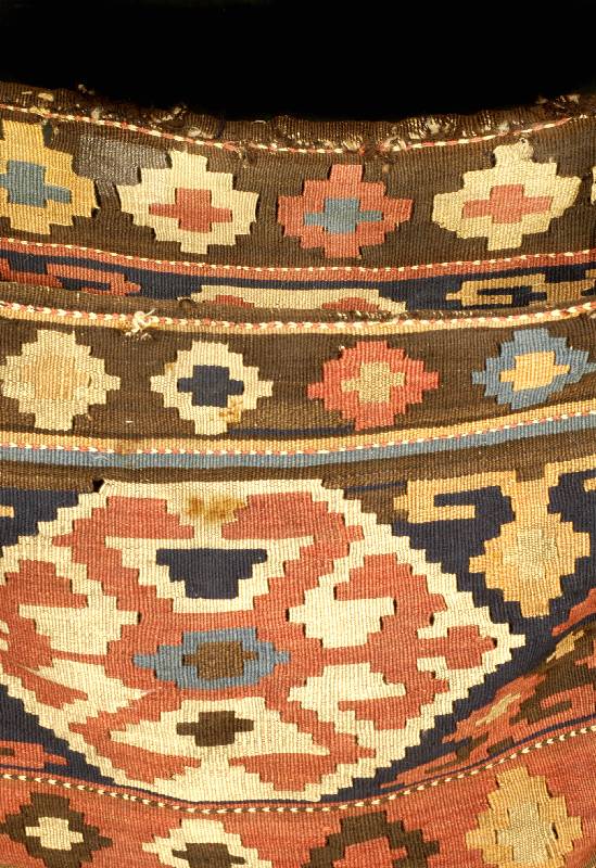 Mafrash Azerbaijan, um 1920, Wolle auf Wolle, ca. 82 x 52 x 54 cm, SchÄtzwert: 950.- EURO, EHZ: 3, Selten