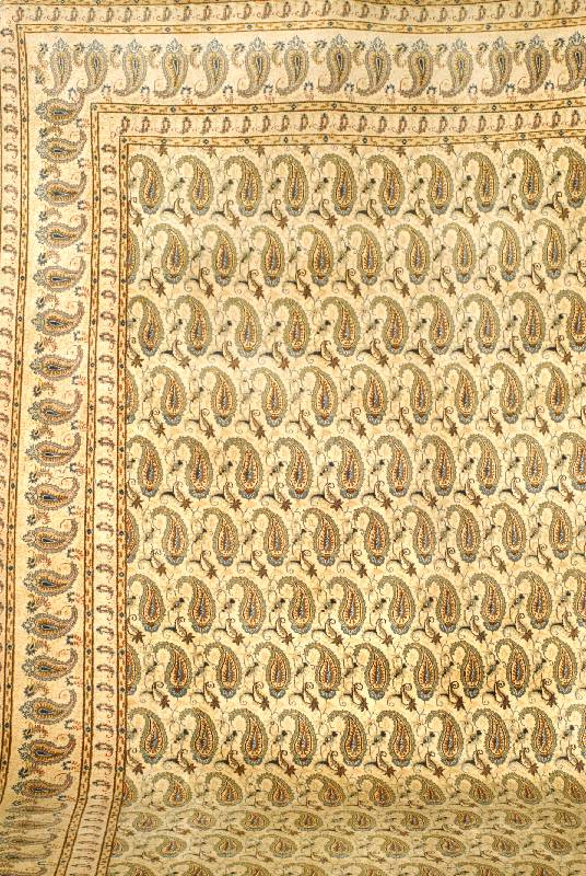 Keschan Alt, Persien, ca. 40 Jahre, Wolle a uf Baumwolle, ca. 417 x 320 cm, SchÄtzwert: 2900.- EURO, EHZ: 2. Ein seltenes Bothe Muster das bei ...