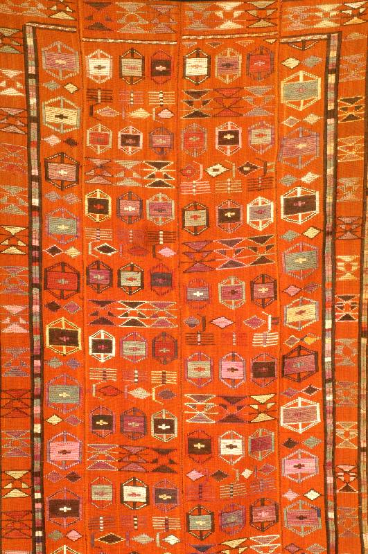 Verneh, Uzbekistan, ca. 50 Jahre, Wolle auf Wolle, ca. 250 x 108 cm, SchÄtzwert: 850.- EURO, EHZ: 2
