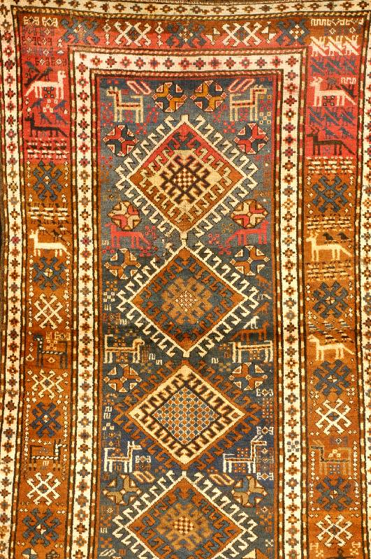 Schulaver Antik, Zentralkaukasus, 19. Jahrh undert, Wolle auf Wolle, ca. 215 x 133 cm, Sch Ätzwert: 2900,- EURO, Ehz: 4. außergewÖhnliche ...