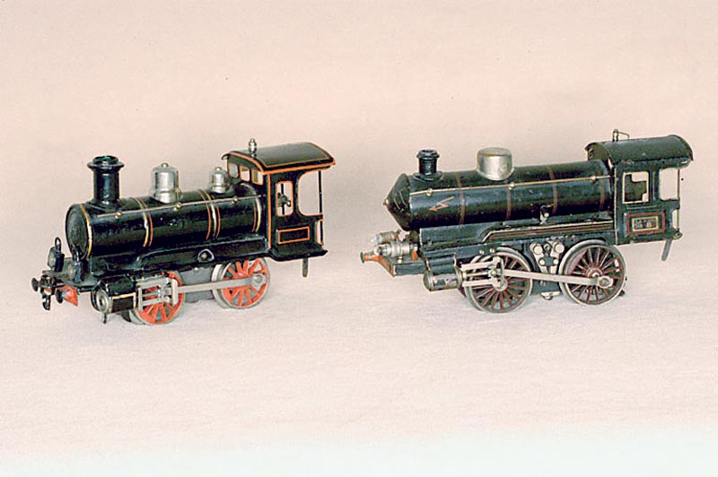 Dampflok, MÄrklin, Spur 0, wohl 20er/30er Jahre, Lok-Nr. R 1304, altersbed. bespielt, z.T. LackschÄden, schÖne, alte Lok, mit altem MÄrklin ...