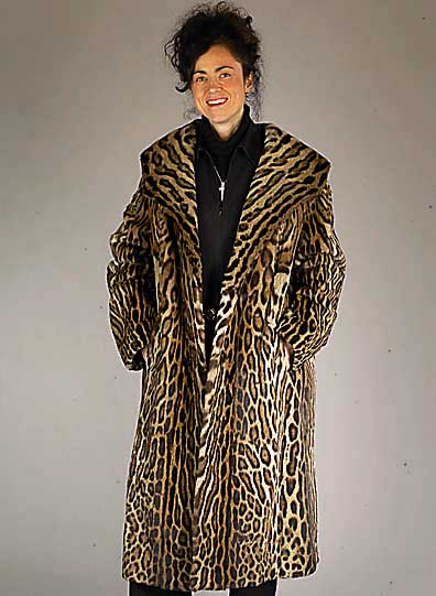 Ozelotmantel, Leopardus pardalis, Gr. 40/42, gekauft 1976 fÜr DM 14.000.- bei Firma Boeker in Essen, Einzelanfertigung auf Kundenwunsch, weite, ...