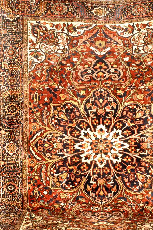 Heriz, Persien, ca. 40 Jahre, Wolle auf Baumwolle, ca. 360 x 265 cm, SchÄtzwert: 2100.- EURO, EHZ: 2