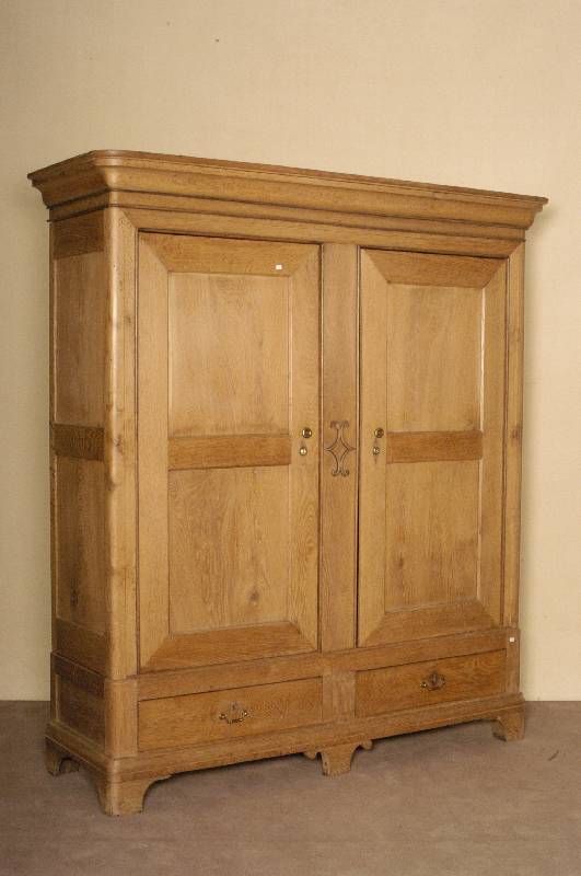 Schrank, deutsch, um 1830, Barock, Biedermeier, Eiche massiv, natur, mit sehr schÖner Maserung, zweitÜriges MÖbel mit 4 abgesetzten FlÄchen, ...
