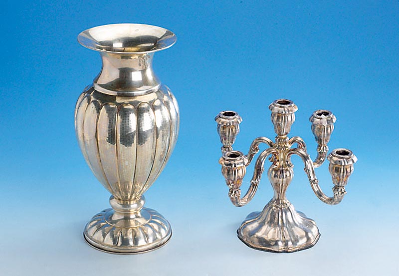 Große Silbervase, 800er Silber, gebauchte Form, ca. 1050 g, H ca. 34 cm