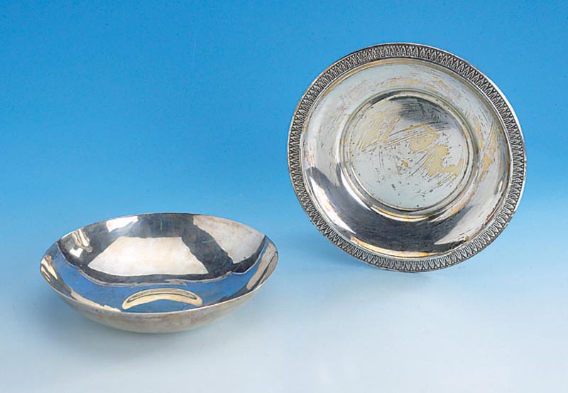 Anbietschale, Silber (gepr.), Gew. 260 g, D. ca. 19,5 cm, H. ca. 4,2 cm