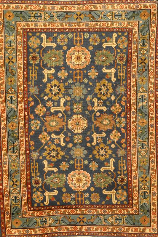 Blattgabel-Shirwan (Chila), auch sog. "BlÜt en-Teppich", SÜdrußland Ostkaukasus Kuba-Gebie t, um 1920 alt, Wolle auf Baumwolle, ca. 176 ...