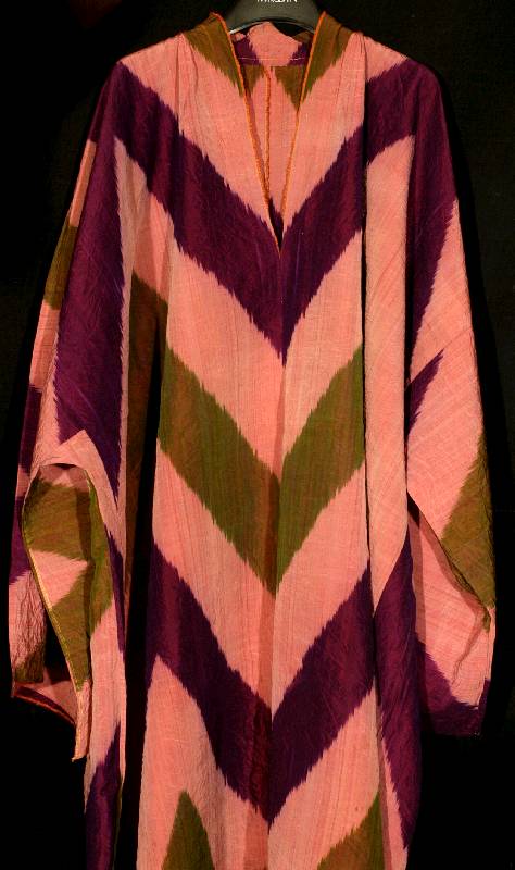 Ikat, Buchara, um 1910, Seide, SchÄtzwert: 1400.- EURO, EHZ: 2.HerrengrÖsse