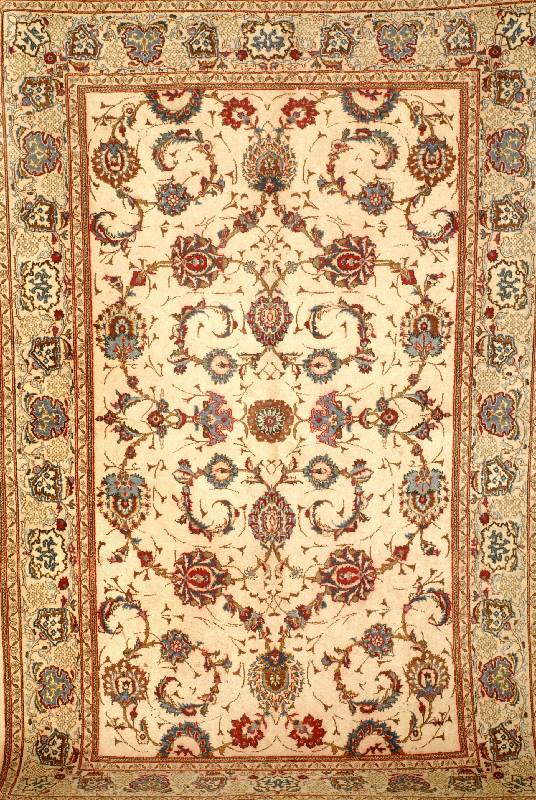 Keschan Alt, Zentralpersien, um 1950, Wolle auf Baumwolle, ca. 208 x 134 cm, Schätzwert: 1600.- EURO, EHZ: 3, (Reinigungsbed.).