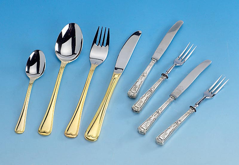 12-teil. Obstbesteck, 800er Silber, deutsch um 1900, Jugendstil mit klassizistischen Ele- menten, Griffe gefÜllt, Gebr.-Teile Stahl, sammelw., im ...