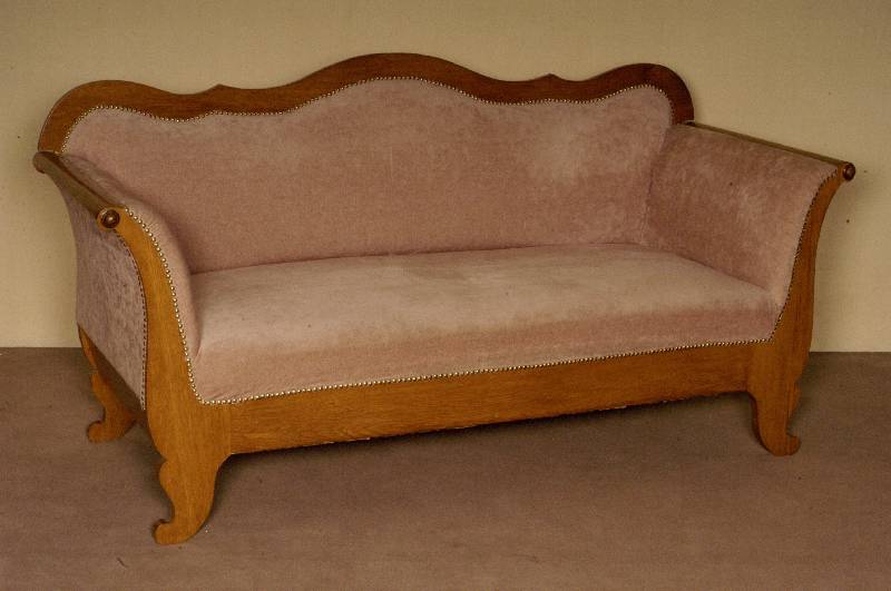 SpÄtbiedermeiersofa, sÜddeutsch, um 1845/50, Rahmen Eiche massiv, z.T. erneuert, Polsterung alt belassen, altrosa Bezug 60er Jahre, ...