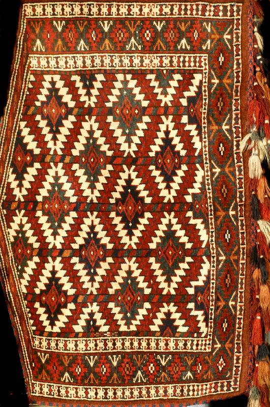 Asmalyk, Turkmenistan, um 1920, Wolle auf Wolle, ca. 109 x 73 cm, Schätzwert: 990.- EURO, EHZ: 2. Sammelwürdig.