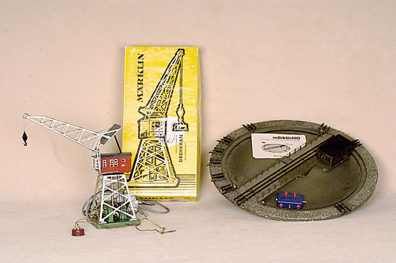 Drehkran, MÄrklin, 1962, ferngesteuert, Fkt. nicht geprÜft, im orig. Karton, Hebemagnet fehlt