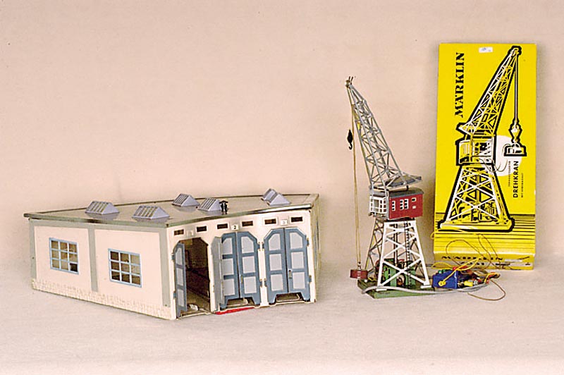 Lokschuppen, MÄrklin, 1950-61, Spur HO, Nr. 7028, 411 B, sehr guter Zustand, l. bespielt, im orig. Karton, sammelw.