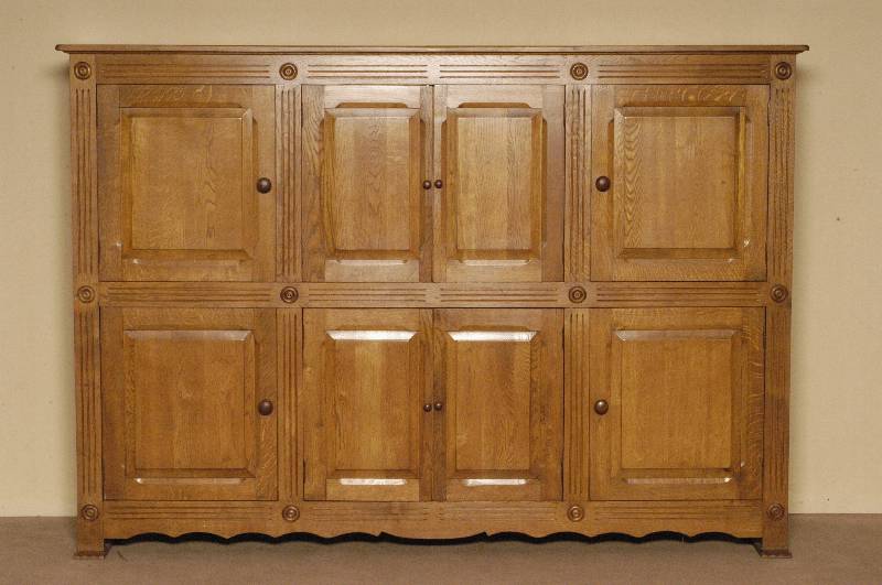 Mehrzweckschrank, deutsch, um 1960, Eiche massiv, kissenfÖrmige TÜrfÜllungen, MÖbel von guter QualitÄt, wohnfertig, ca. 158x222x52 cm