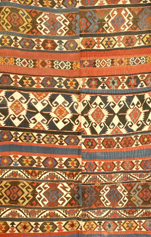 Kanya Kelim, Persien, um 1920, Wolle auf Wolle, ca. 370 x 155 cm, Schätzwert: 2800.- EURO, EHZ: 3, 2 Bahnig. Sehr Selten und sammel würdig.