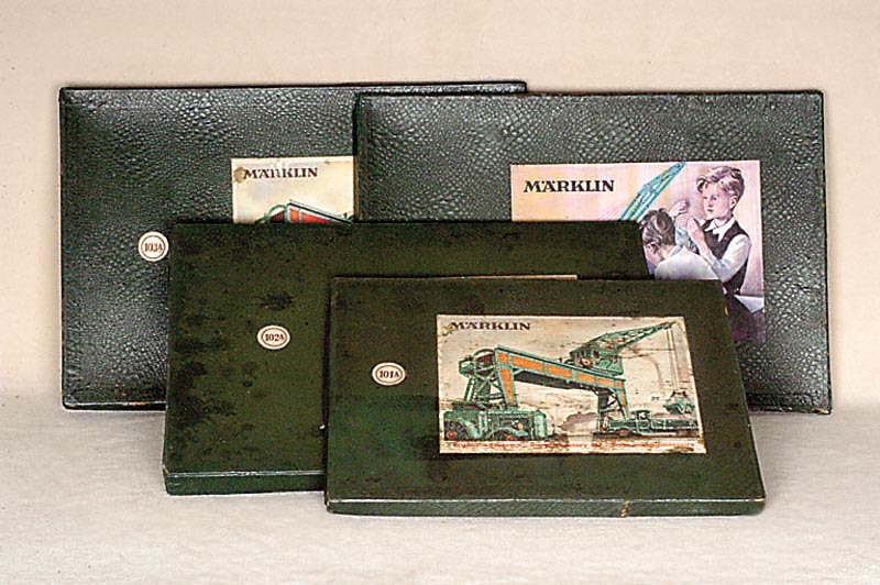 Konvolut MÄrklin-MetallbaukÄsten, 40er/50er Jahre, Nr. 101, 101 a, 102 a und 103 a, alle vollstÄndig und im orig. Karton, altersbed. guter ...