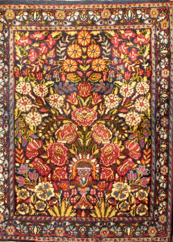 Kerman Lawer, Persien, um 1900, Wolle auf Baumwolle, ca. 64 x 50 cm, Schätzwert: 1200.- EURO, EHZ: 2, seltener Antiker Knüpfteppich. S ...