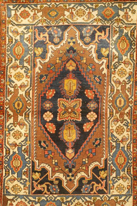 Malayer, Persien, um 1910, Wolle auf Baumwolle, ca. 174 x 111 cm, Schätzwert: 1350.- EURO, EHZ: 3, Seltene Bordüre.