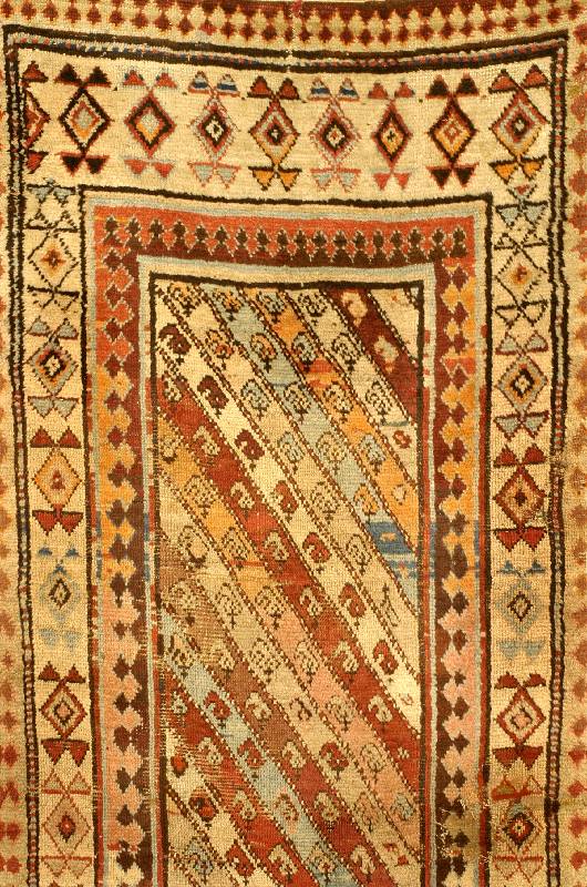 Gendje, um 1890, Wolle auf Wolle, ca. 352 x 95 cm, SchÄtzwert: 4200.- EURO, EHZ: 4-5. Anti k, selten und SammelwÜrdig.