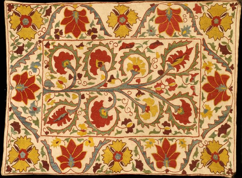 Seidenstickerei Buchara, Turkmenistan, ca. 60 Jahre, Leinen gef?ttert mit Seide, ca. 72 x 55 cm, Schätzwert: 800.- EURO, EHZ: 2, guter Z ustand, ...