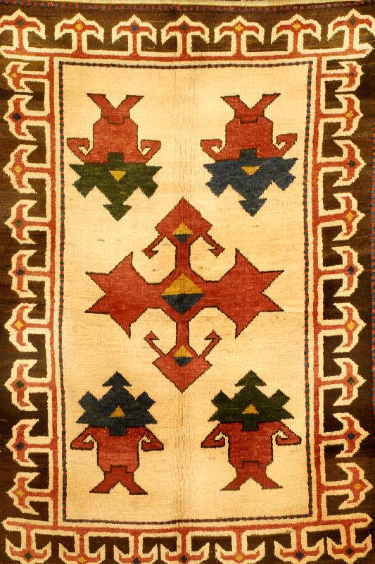 Konja Alt, TÜrkei, um 1910/20, Wolle auf Wolle, ca. 176 x 119 cm, SchÄtzwert: 2900.- EURO, EHZ: 2-3, schÖne freundliche Farbgestalt , reine ...