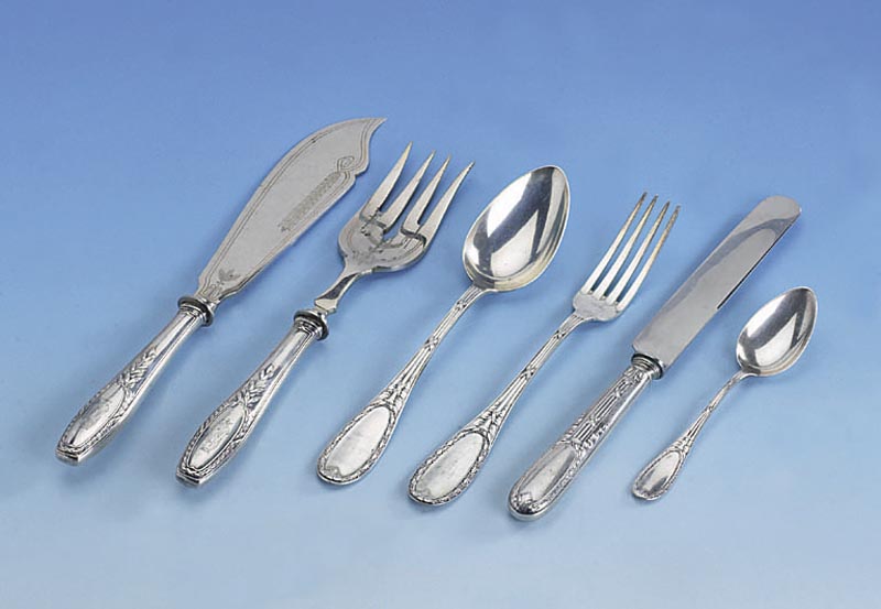 Besteck fÜr 6 Personen, Bruckmann & SÖhne Heilbronn, um 1900, 800er Silber, best. aus: 6 Messer (Griffe gefÜllt, Klingen Stahl), 6 Gabeln, 6 ...