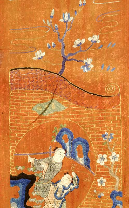 Seidenstickerei, China, um 1850, reine Naturseide, ca. 218 x 48 cm, SchÄtzwert: 1200.- EURO, EHZ: 4-5, selten und SammelwÜrdig . Antik.