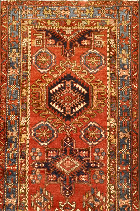 Garadje Alt, Persien, um 1940, Wolle auf Baumwolle, ca. 332 x 92 cm, SchÄtzwert: 1400.- EURO, EHZ: 2, gute feste KnÜpfung, strapazierf Ähig.