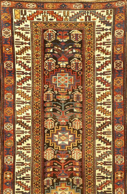 Schirwan, Persien, um 1900, Wolle auf Wolle, ca. 380 x 95 cm, Schätzwert: 8500.- EURO, EHZ: 3, schöner Kazak in seltener grösse, sammelwürdig.