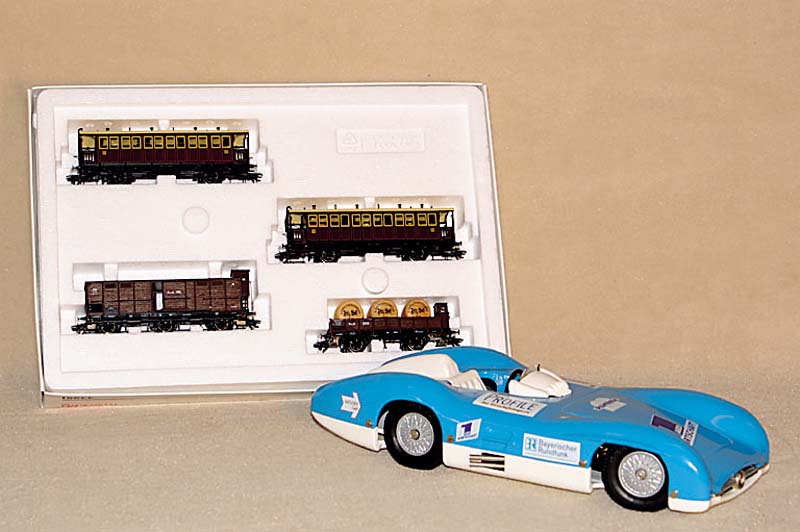 Nebenbahn-Zug der Pfalz-Bahn, MÄrklin, 80er/90er Jahre, Spur HO, Nr. 43981, nur fÜr Mitglieder der MHI, im orig. Karton, unbespielt