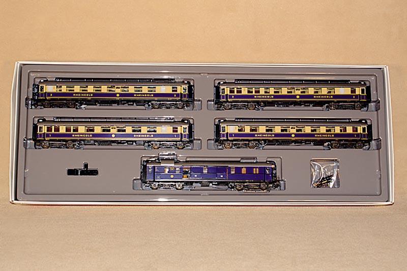 Wagen-Set "Rheingold", MÄrklin, 1991, Spur HO , Nr. 4228, Sondermodell mit Dachbeschriftung "Deutsche Reichsbahn", im orig. ...