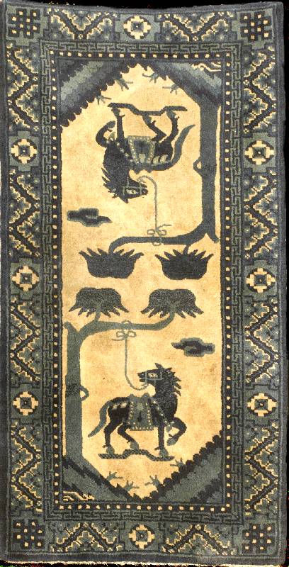 Pou Tou Antik, China, um 1900, Wolle auf Baumwolle, ca. 118 x 68 cm, SchÄtzwert: 2200.- EURO, EHZ: 2 (altersbedingt sehr guter Erhaltu ...