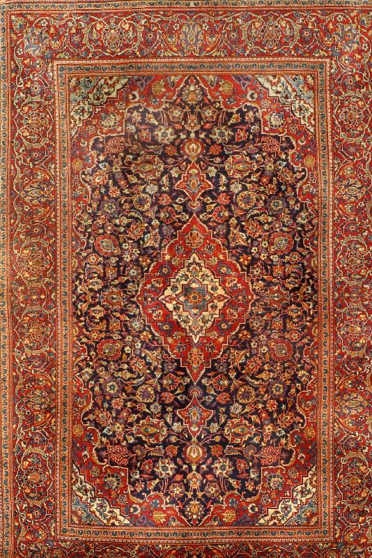 Keschan alt, Persien, um 1930, Wolle auf Baumwolle, ca. 212 x 140 cm, Schätzwert: 2200.- EURO, EHZ: 3-4, edler und elegannter du nkelblau grundiger ...