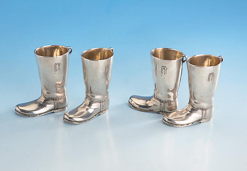 Paar Trinkstiefel, Rußland, Moskau 1898-1912, 84er Silber, Meistermarke Erik August Kollin, hier: spÄtere AusfÜhrung, total ca. 315 g, H ca. 8 ...