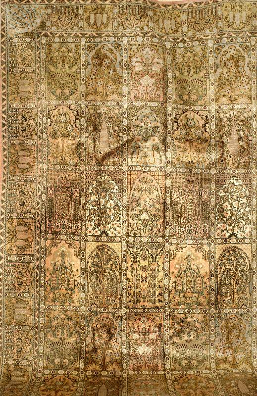 Kaschmir Seide, Indien, ca. 40 Jahre, Seide, ca. 340 x 240 cm, SchÄtzwert: 1700.- EURO, EHZ: 3, gesamt in einen guten Zustand, s chÖne ...