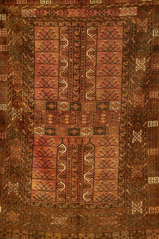 Ersari Engsi Antik, Turkmenistan, um 1890, Wolle auf Wolle, ca. 208 x 147 cm, Schätzwert: 1700.- EURO, EHZ: 3-4