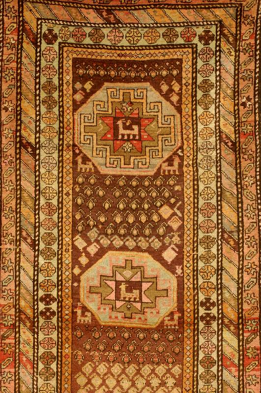 Karabagh Antik, Kaukasus, um 1910, Wolle auf Wolle, ca. 288 x 118 cm, Schätzwert: 2800.- EURO, EHZ: 3