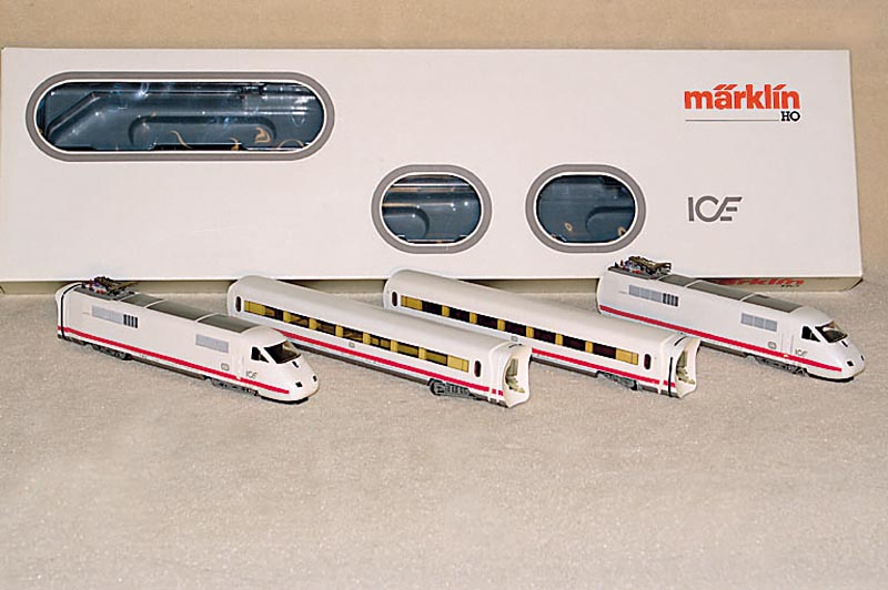 ICE-Zugpackung, MÄrklin, 80er Jahre, Spur HO , Nr. 3371, intakt, im orig. Karton, sehr guter Zustand