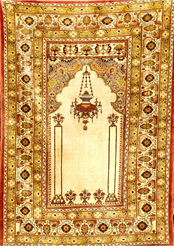 Bursa Seide Antik, TÜrkei, um 1900, reine N aturseide, ca. 171 x 120 cm, SchÄtzwert: 5000, - EURO, Ehz: 2 (Altersbedingt in einen ausgeze ichnet ...